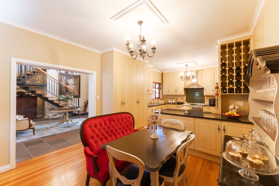 5 Bedroom Property for Sale in Northcliff Western Cape